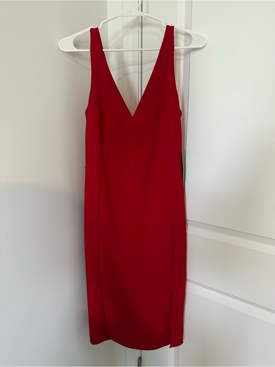 Lulus Dresses & Skirts - Lulu's Sleek Red V-Neck Midi Dress